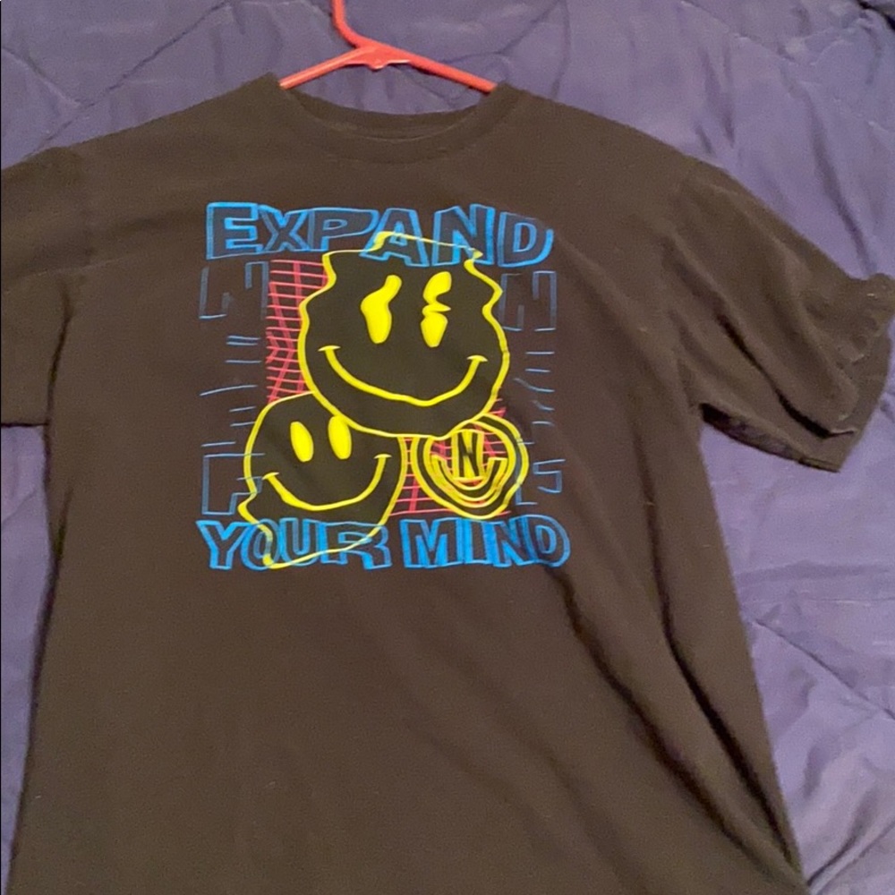 Expand your mind Neff skate shirt